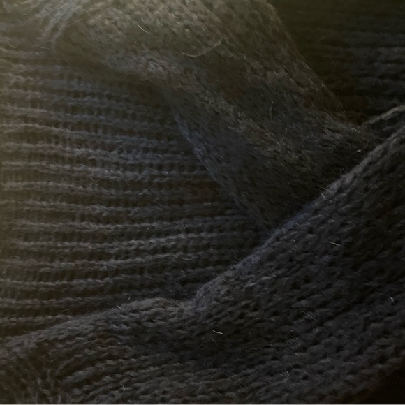 Brandy Melville dark blue sweater - knit sheer sweater size small - Picture 3 of 3